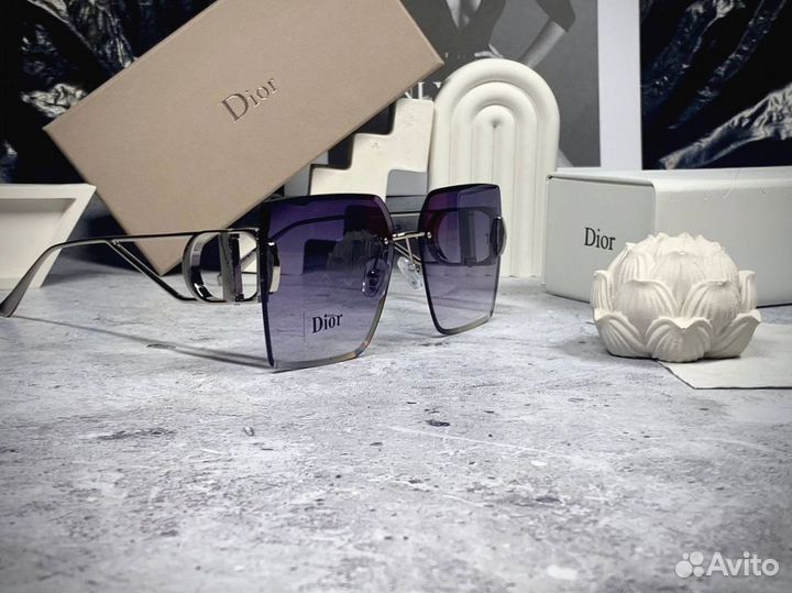 Солнцезащитные очки dior