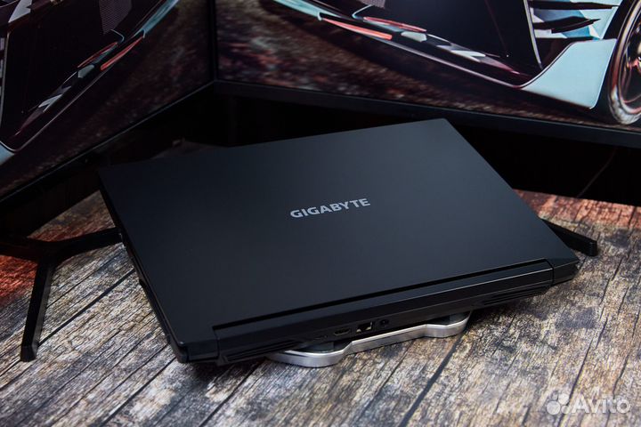 Игровой ноутбук Gigabyte / Core i5 / RTX 3060