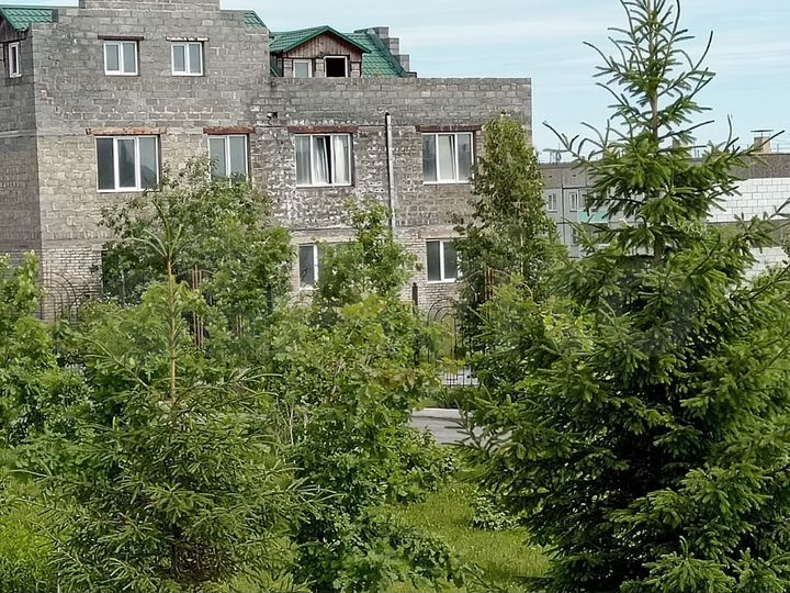 Дом 380 м² на участке 10 сот.