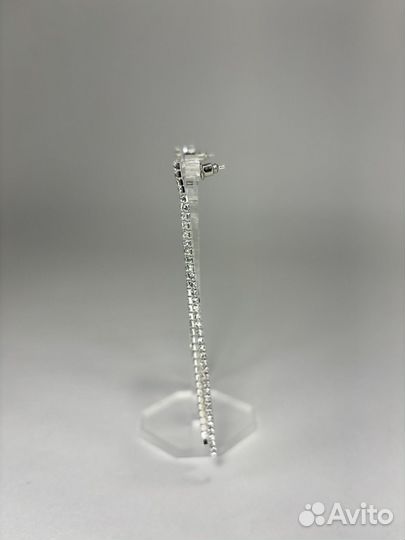 Серьги со стразами длинные