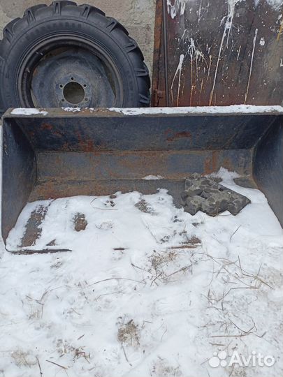 Ковш на погрущик