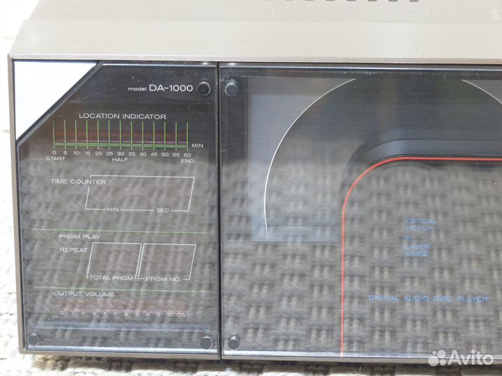 Hitachi DA-1000 cdpl CD плеер первый в Мире 1982 г