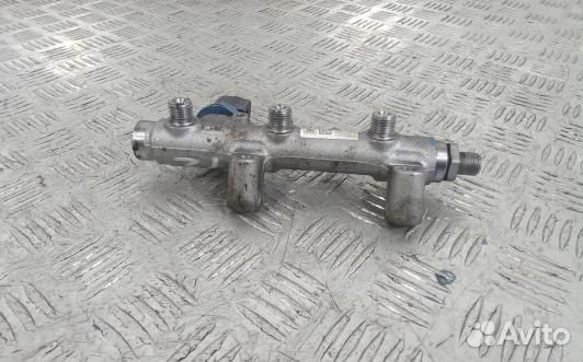 Топливная рампа дизельная audi A6 C7 (XML18BB02)