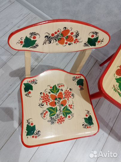 Детский стол и стул