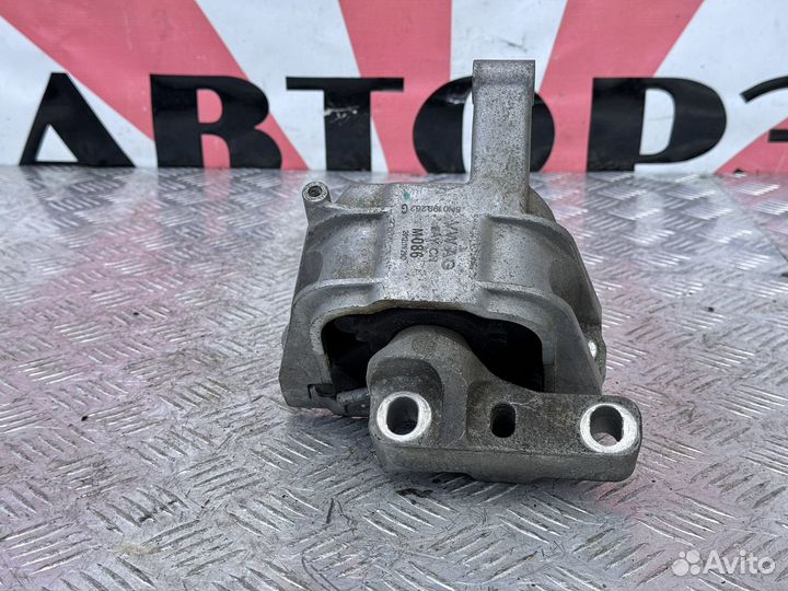 Подушка двигателя Audi Q3 VW Tiguan