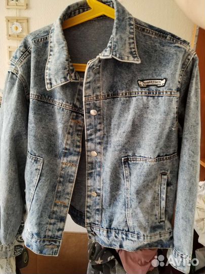 Джинсовая куртка