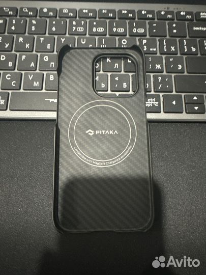 Чехол на iPhone 14 pro pitaka