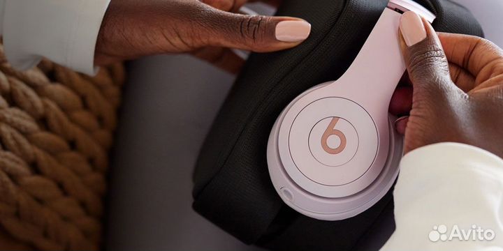 Беспроводные наушники Beats Solo 4 Pink