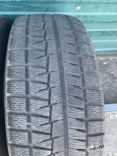 Bridgestone Blizzak Revo GZ 225/45 R18 91Q