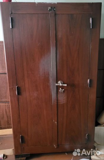Шкаф металлический сейф