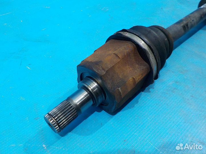 Привод колеса передний правый KIA Ceed (ED) 2007-2