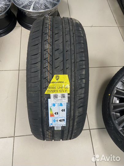 Roadmarch Prime UHP 08 255/50 R19 107V