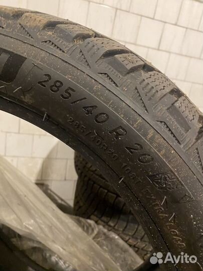 Michelin X-Ice North 4 285/40 R20