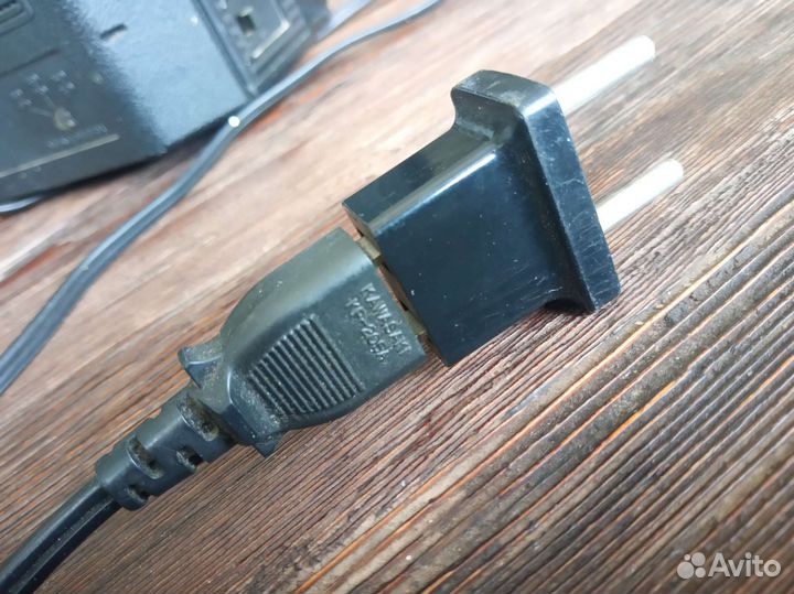 Кассетная японская магнитола Sanyo MW703K