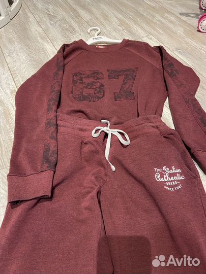 Костюм спортивный