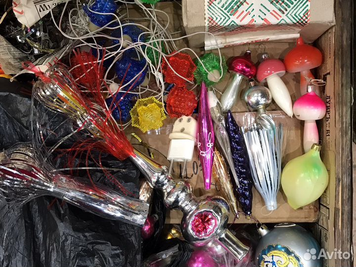 Продам елочные игрушки на подвесе