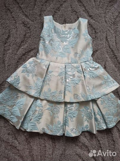 Нарядное платье