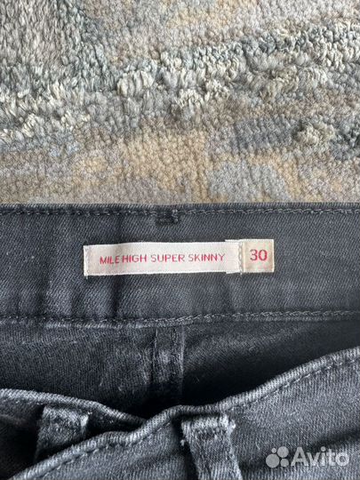 Джинсы женские levis