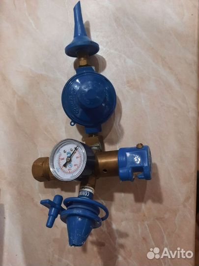 Насадка для баллона Precision Plus with Push Valve