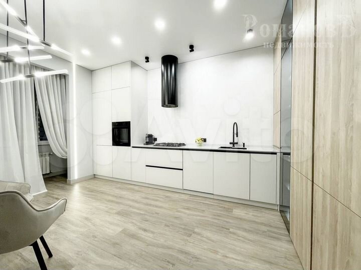 2-к. квартира, 73 м², 8/11 эт.