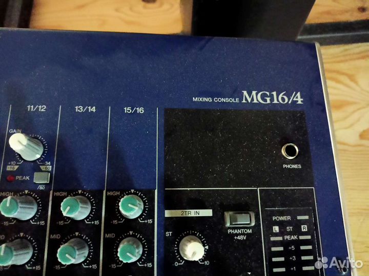 Микшерный пульт Yamaha mg 16/4