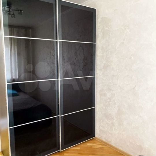 2-к. квартира, 43 м², 3/9 эт.