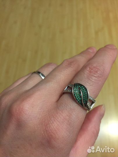 Серебряное кольцо