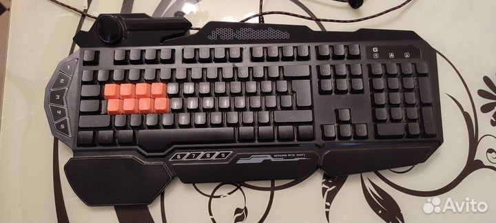 Игровая клавиатура с подсветкой Bloody B318