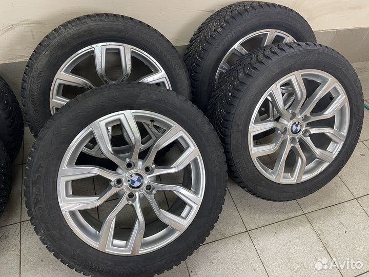 Колеса в сборе зима BMW X5 X6 r19 резина Nokian