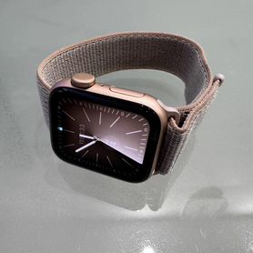 Apple Watch SE 40 mm