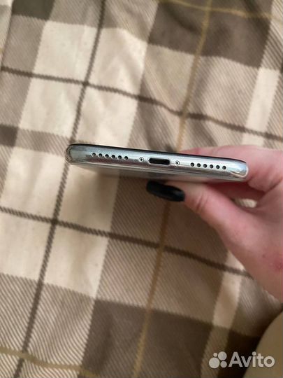 iPhone X, 256 ГБ
