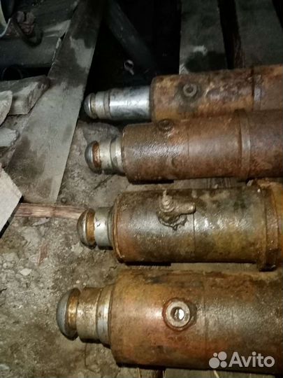 Аутригер гидроцилиндры опоры крана