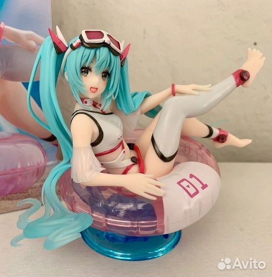Оригинальная аниме фигурка Хатсуне Мику