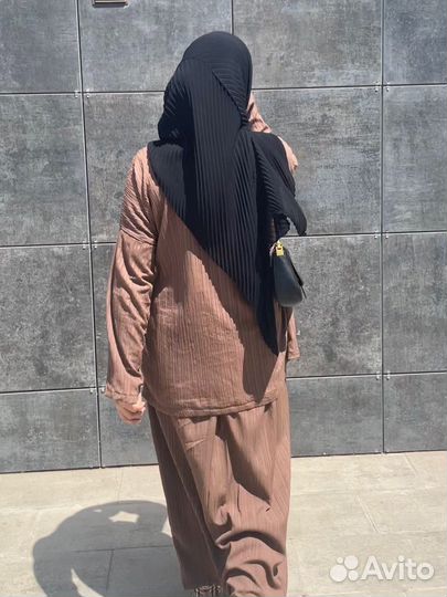 Костюм женский