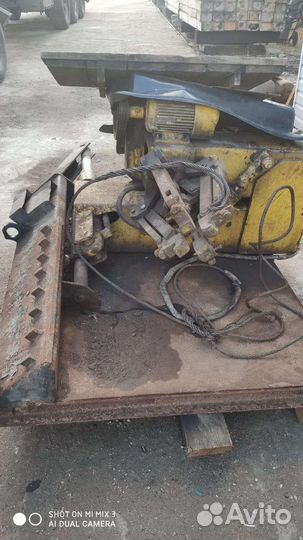 Грузовой шиномонтажный станок