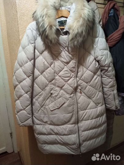 Пуховик женский
