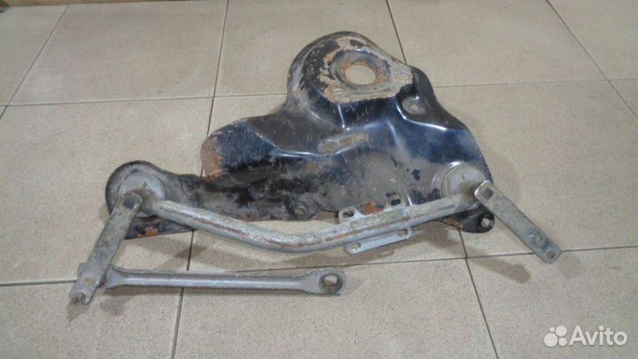 Трапеция стеклоочистителей Ford Fusion