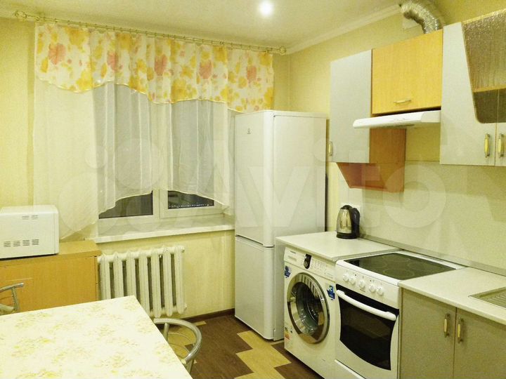 2-к. квартира, 50 м², 5/10 эт.