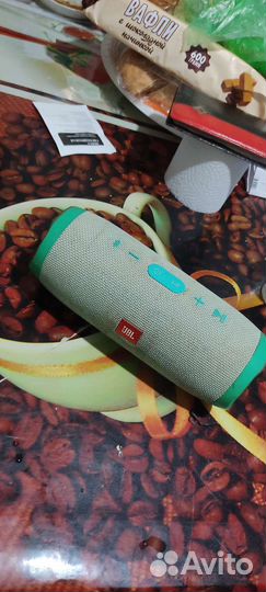 Колонка jbl charge 3