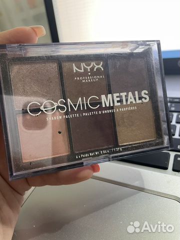 Тени Nyx cosmic metals