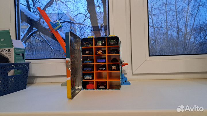 Hot wheels машинки