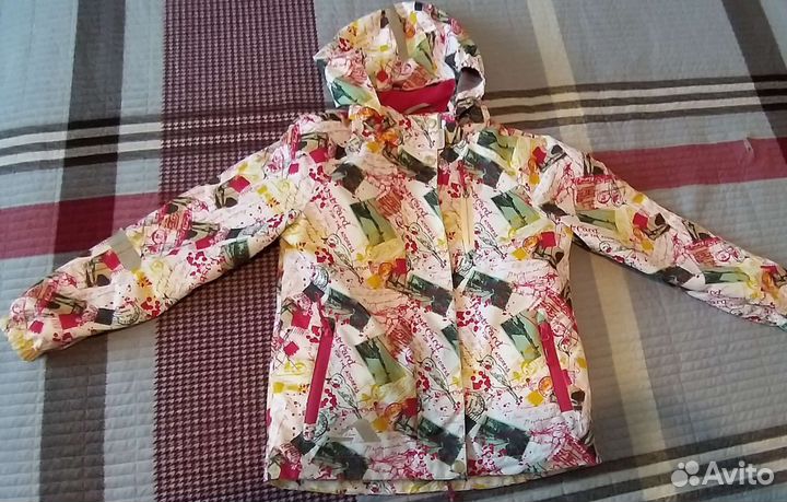 Куртка на девочку 140/146