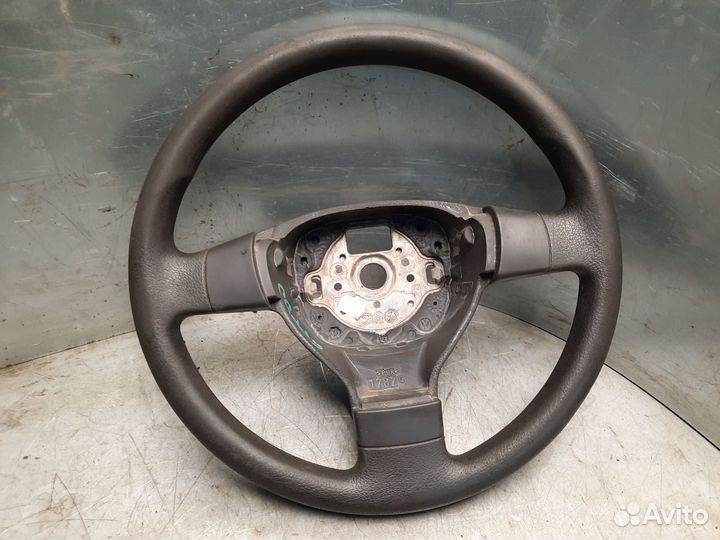 VW Caddy 3 04-15 Рулевое колесо