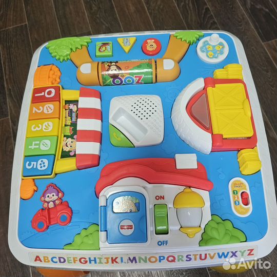 Развивающий стол fisher price