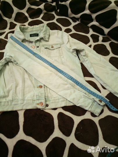 Джинсовая куртка