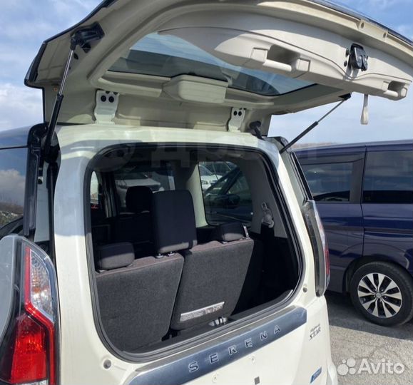 Nissan Serena 2.0 CVT, 2016, 148 000 км