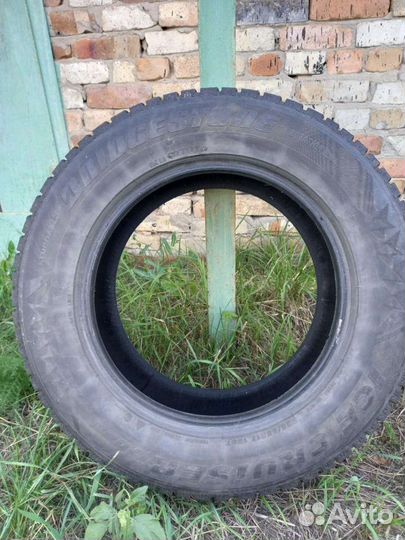 Bridgestone Ice Cruiser 7000 235/65 R17 108T