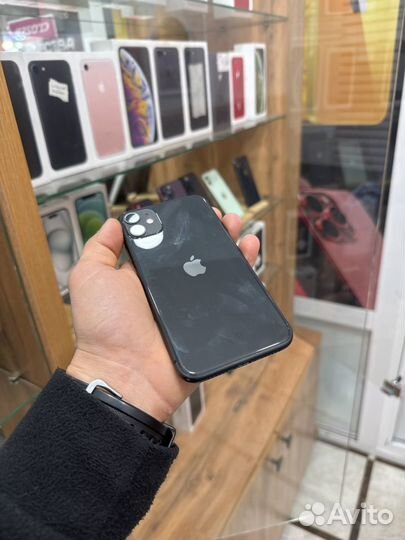 iPhone 11, 128 ГБ