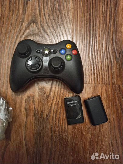 Xbox 360 прошитый freeboot 250GB