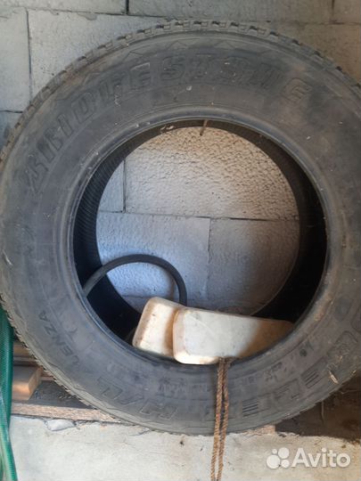 Bridgestone Alenza H/L 33 235/65 R17
